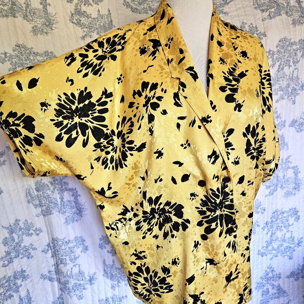 Plus Size Vintage 1980s Antels Sport Bright Yellow Blouse AS IS